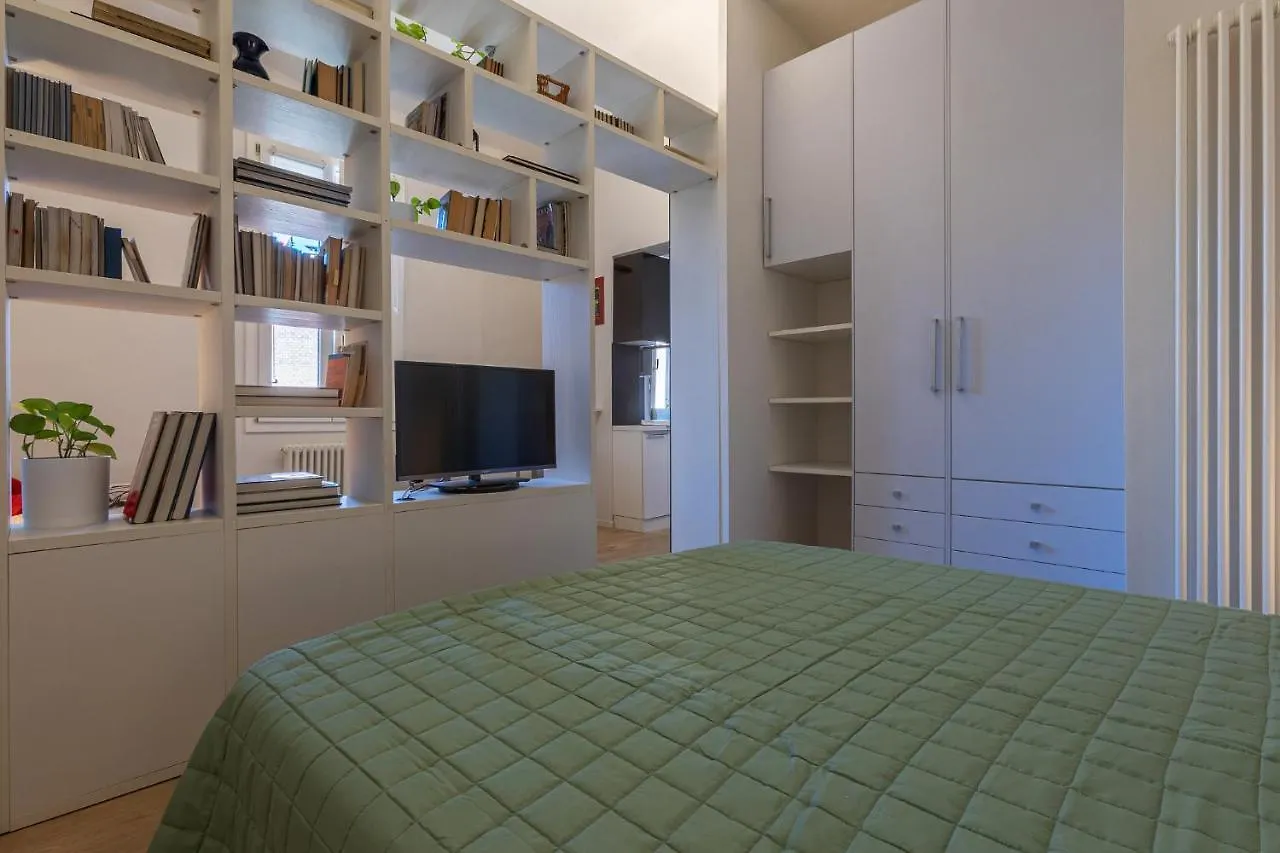 Giardini Margherita Pretty Studio Apartment Bologna